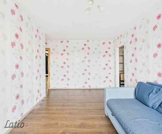 Pārdod 3-istabu dzīvokli Ķengaragā.
Tiek piedāvāts mājīgs un gaišs dzīvoklis ar pārdomātu plānojumu, Рига