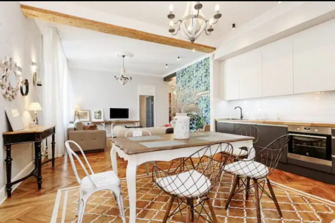 Līdz pavasarim (maijam) īrei tiek piedāvāts ļoti skaists dzīvoklis Vecrīgā. Dzīvoklis Rīga - foto 1