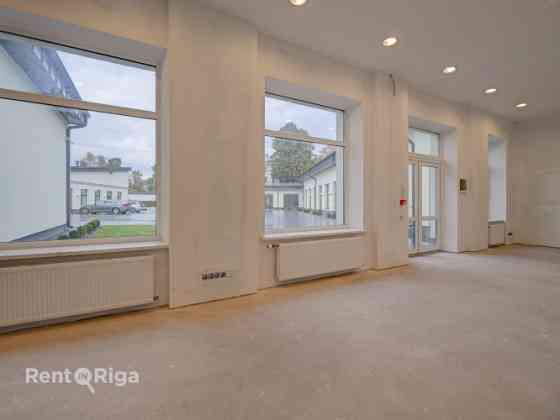 Новые, просторные и современные помещения в Тихом центре.  Предлагаем в аренду Rīga