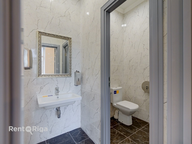 Jaunas, plašas un modernas telpas Klusajā centrā.  Piedāvājam nomai mūsdienīgas un stilīgas Rīga - foto 6