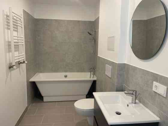 Продается отремонтированная 2-комнатная квартира в центре Риги. Квартира Рига