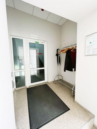 Iznomā biroja telpas biroju ēkā!  Telpas ir pilnībā atbrīvotas. Bez mēbelēm. Ir iespēja Rīga - foto 5