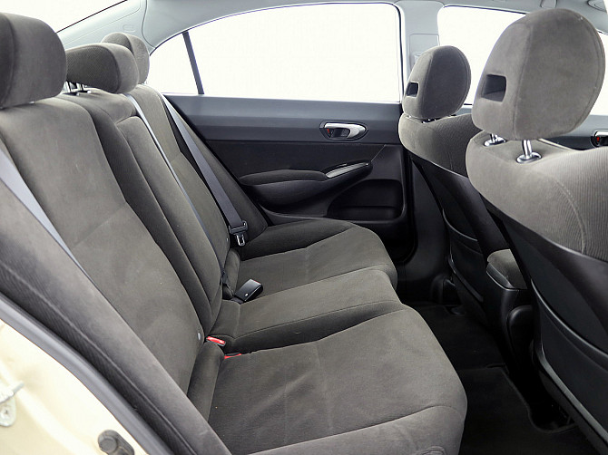 Honda Civic Elegance ATM 1.8 103kW Таллин - изображение 7