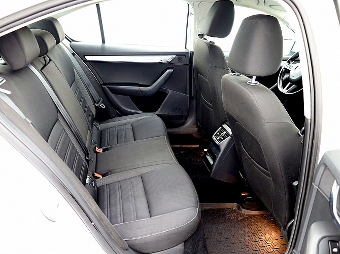 Skoda Octavia Comfortline Facelift ATM 1.4 81kW Таллин - изображение 7