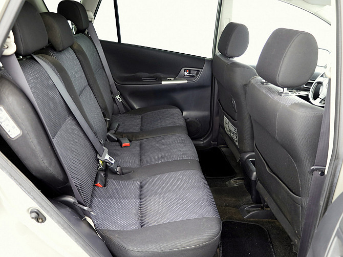 Toyota Corolla Verso Linea Sol 1.6 81kW Таллин - изображение 7