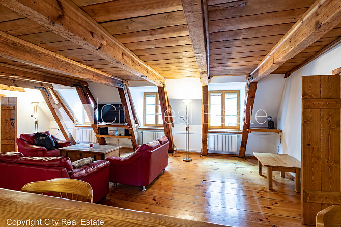 Renovēta māja, vieta automašīnai, ieeja no ielas, ir lifts, istabas izolētas, studio tipa, Rīga - foto 17