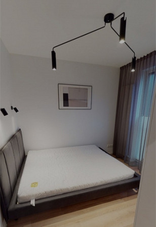 Tiek piedāvāts kvalitatīvs un pilnībā mēbelēts divistabu dzīvoklis jaunā projektā Rīgas klusā centra Рига - изображение 6