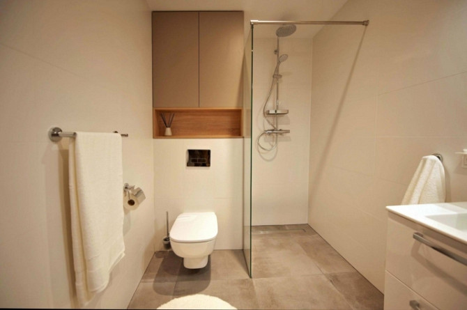 Tiek piedāvāts kvalitatīvs un pilnībā mēbelēts divistabu dzīvoklis jaunā projektā Rīgas klusā centra Рига - изображение 9