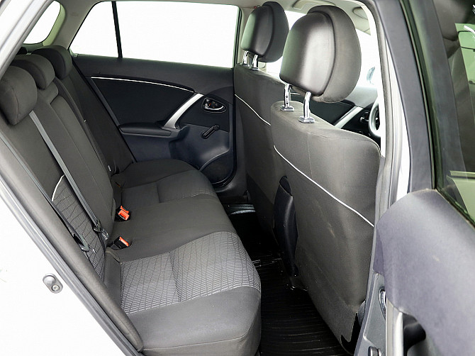 Toyota Avensis Linea Sol Facelift 1.8 108kW Таллин - изображение 7