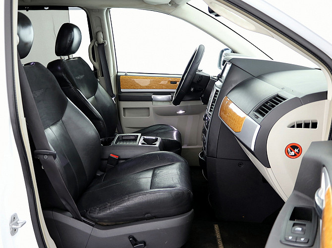 Chrysler Grand Voyager Stow N Go Limited 2.8 CRD 120kW Tallina - foto 6