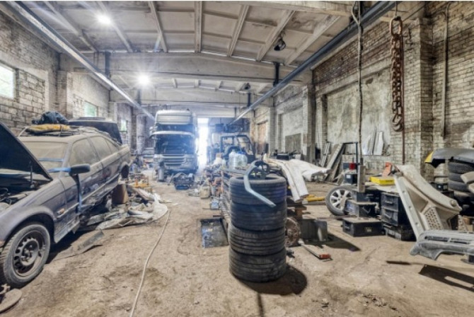 Помещения для автосервиса по адресу Ilzenes 1B, 450 m:  Ворота 3,4 м x 4,3 м, позволяющие Рига - изображение 3