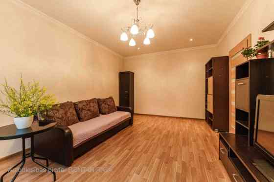 Тёплая и светлая 2-комнатная квартира в самом сердце Агентскалнса  место, куда Рига