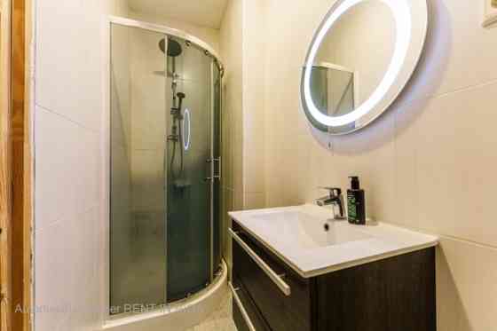 Продаётся уютная и тёплая 1-комнатная квартира в самом центре Риги!  Светлая, Рига