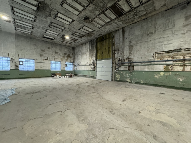 Telpas noliktavai vai ražošanai  Piedāvājam nomai noliktavas vai ražošanas telpas Rīga - foto 3