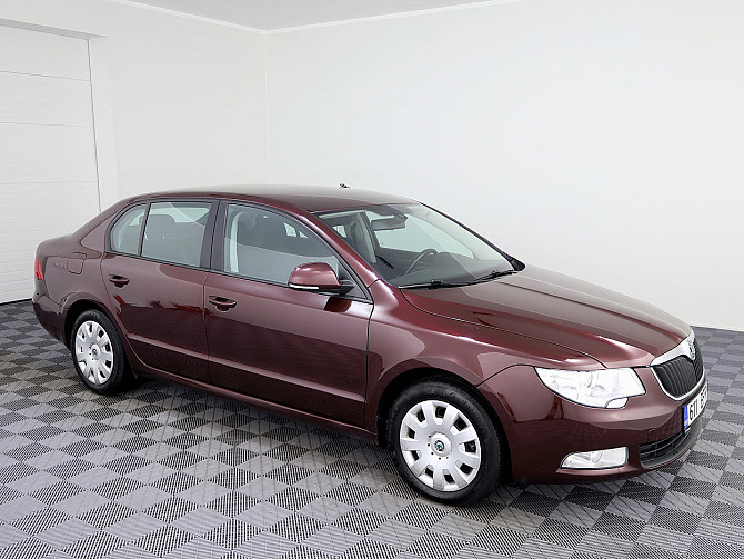 Skoda Superb Comfortline ATM 1.8 118kW Таллин - изображение 1