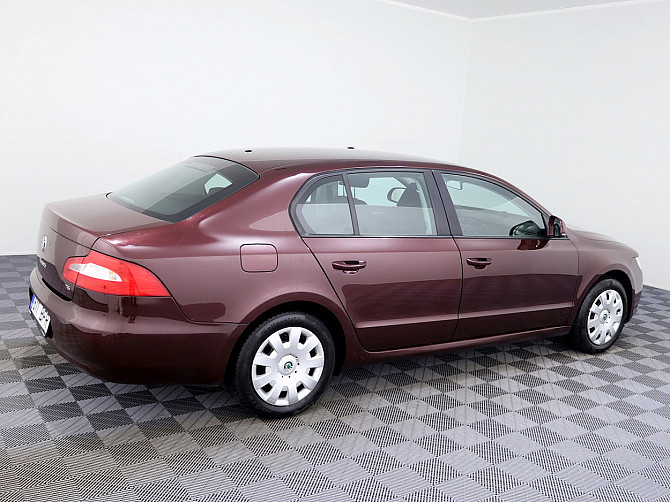 Skoda Superb Comfortline ATM 1.8 118kW Таллин - изображение 3