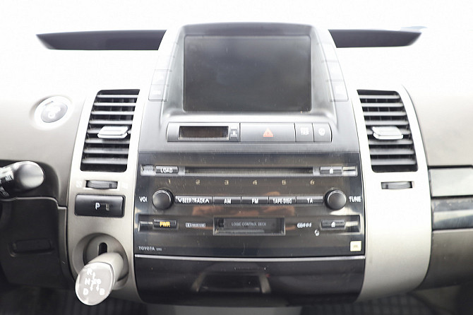 Toyota Prius Hybrid 1.5 57kW Таллин - изображение 8