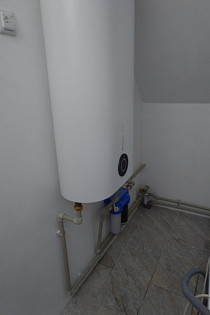 Labdien.
Veicu izlietņu , podu , duškabīnu, veļasmašīnu uzstādīšanu.
Apkures ierīkošanu mājās arī... Огресгалс - изображение 2