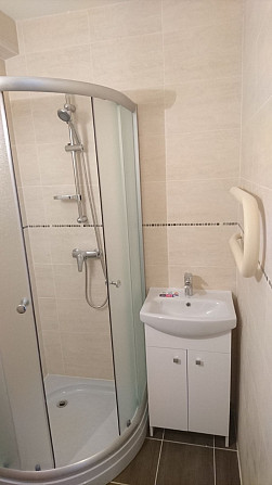 Labdien.
Veicu izlietņu , podu , duškabīnu, veļasmašīnu uzstādīšanu.
Apkures ierīkošanu mājās arī... Огресгалс - изображение 1