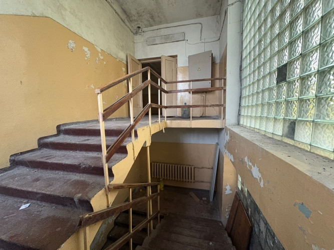 Pieejamas noliktavas/ražošanas telpas labā lokācijā un par izdevīgu cenu.  Telpas ir Rīga - foto 8