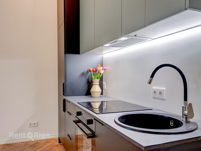 Продаётся солнечная и элегантная квартира в полностью отреставрированном Рига - изображение 17