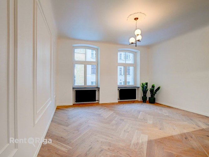 Продаётся солнечная и элегантная квартира в полностью отреставрированном Рига - изображение 16