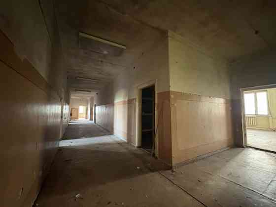 Доступны складские/производственные помещения в отличном месте и по выгодной Rīga