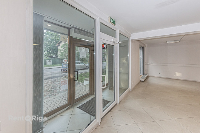 Plaša pielietojuma telpas Čiekurkalnā.   Piedāvājam nomai gaišas un plašas telpas ēkas Rīga - foto 5