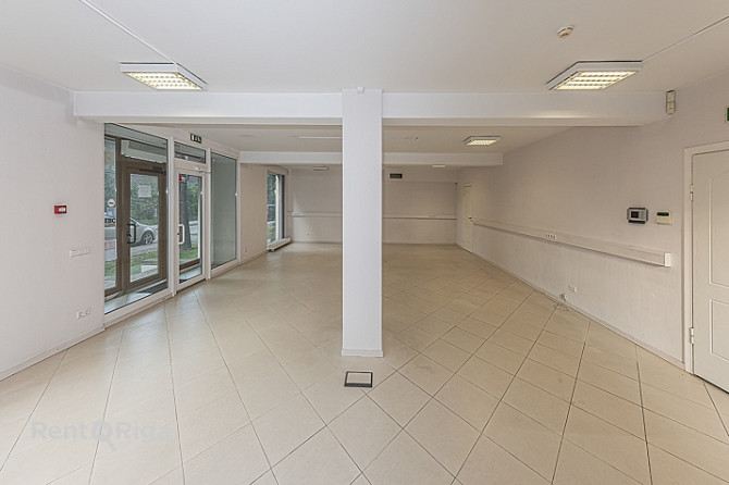 Plaša pielietojuma telpas Čiekurkalnā.   Piedāvājam nomai gaišas un plašas telpas ēkas Rīga - foto 9