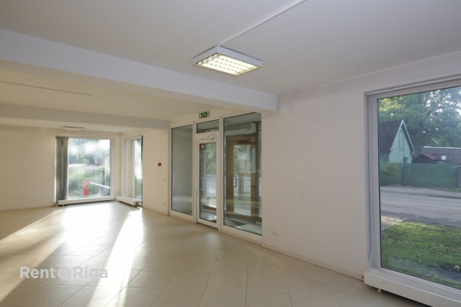 Plaša pielietojuma telpas Čiekurkalnā.   Piedāvājam nomai gaišas un plašas telpas ēkas Rīga - foto 3