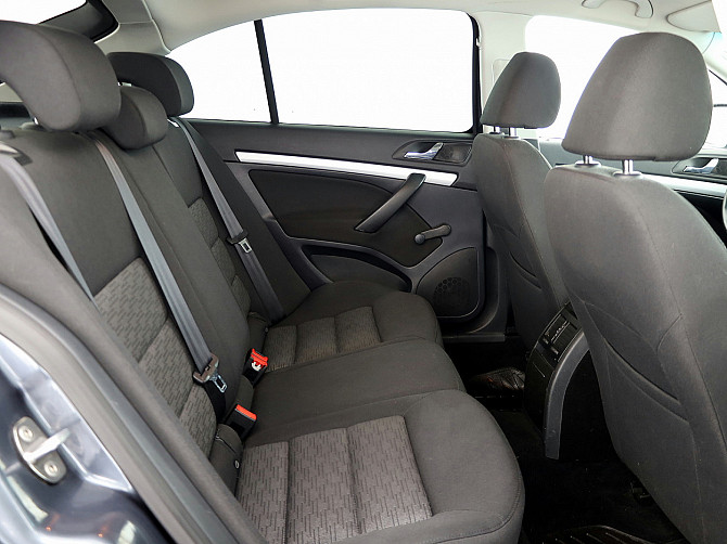 Skoda Octavia Comfortline Facelift ATM 1.2 77kW Таллин - изображение 7