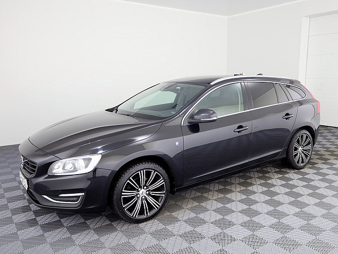 Volvo V60 Ocean Race Facelift ATM 2.0 D4 110kW Tallina - foto 2