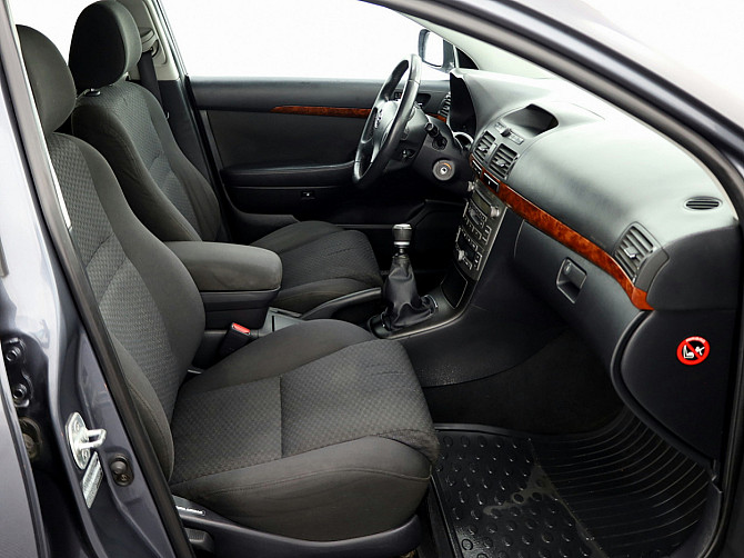 Toyota Avensis Linea Sol 2.2 D-4D 110kW Tallina - foto 6