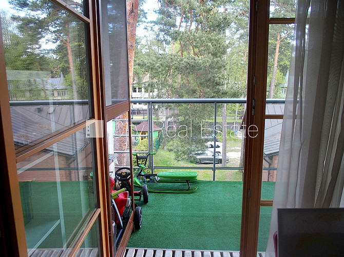 Дом во дворе, благоустроенный озеленённый двор, закрытая территория, охраняемая Рига - изображение 11