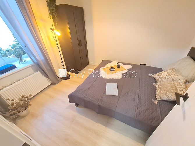 Здание во дворе, реновированный дом, закрытый двор, вход с улицы и со двора, Рига - изображение 6