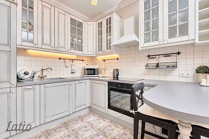 Pārdod 2-istabu dzīvokli Bulduros, Jūrmalā  tikai 200 m no jūras!
Piedāvājumā funkcionāls un mājīgs  Юрмала - изображение 3