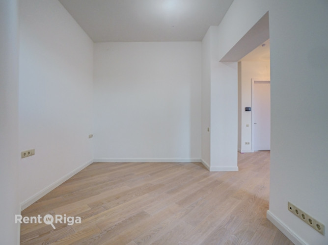 Elegans dzīvoklis ar balkonu uz iekšpagalmu!  Piedāvājumā dzīvokļi ar pilnu apdari! Rīga - foto 5