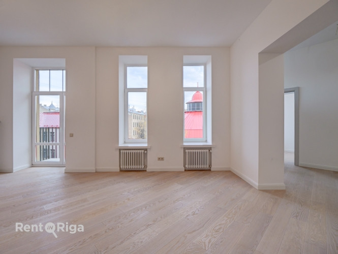 Elegans dzīvoklis ar balkonu uz iekšpagalmu!  Piedāvājumā dzīvokļi ar pilnu apdari! Rīga - foto 3