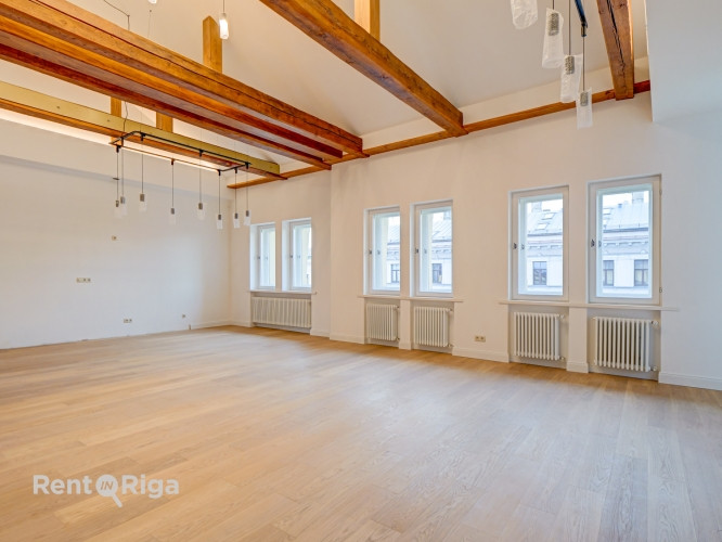 Эксклюзивная 4-комнатная мансардная квартира в центре Риги!  В Рига - изображение 6