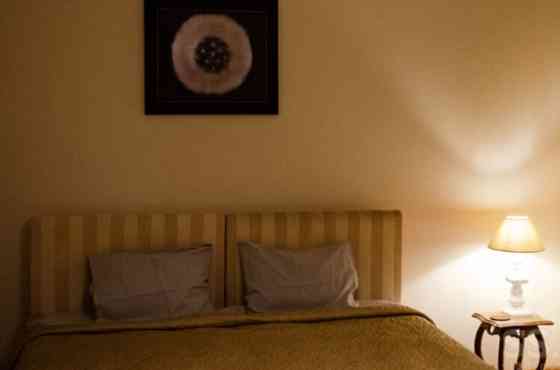 Красивая и просторная 3-комнатная квартира в тихом центре Риги.  Светлая Рига