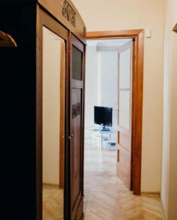 Красивая и просторная 3-комнатная квартира в тихом центре Риги.  Светлая Рига - изображение 8