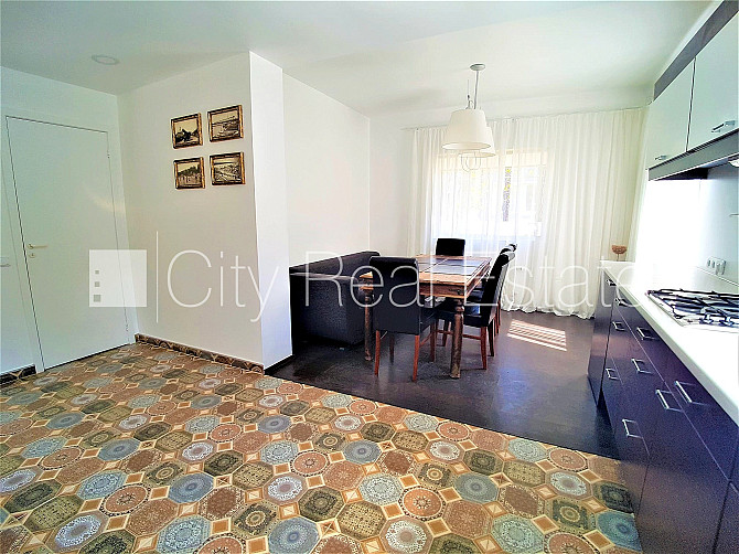 Реновированный дом, благоустроенный озеленённый двор, территория обнесена Юрмала - изображение 6