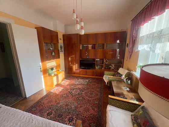 Сдаётся тёплая, солнечная и просторная двухкомнатная квартира в хорошем состоянии. Комнаты... Рига