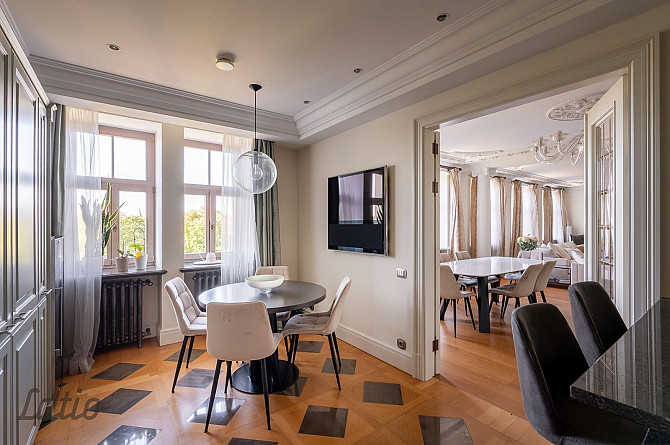 Pārdošanā Luksusa dzīvoklis Rīgas sirdī - vēstniecību rajonā Pārdod ekskluzīvu dzīvokli Rīga - foto 5