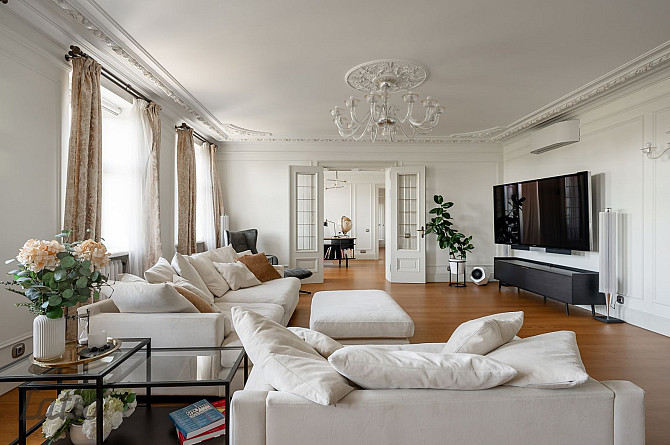 Pārdošanā Luksusa dzīvoklis Rīgas sirdī - vēstniecību rajonā Pārdod ekskluzīvu dzīvokli Rīga - foto 1