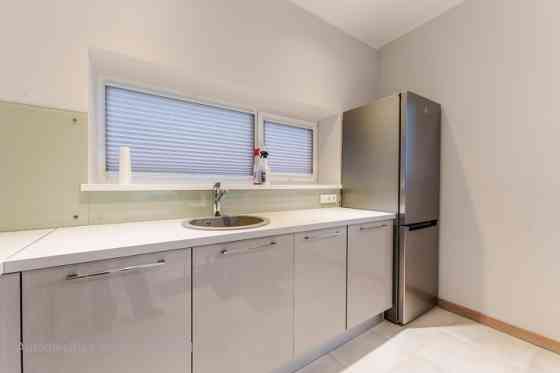 Сдаём  в аренду 2-комнатную квартиру - 65 м2, на 7 этаже в Межциемсе, в новостройке, Рига