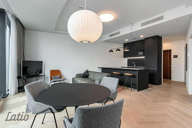 Ekskluzīvi dzīvokļi jaunajā projektā Zundas Torņi
Piedāvājam īrēt dažādu platību, Rīga - foto 2