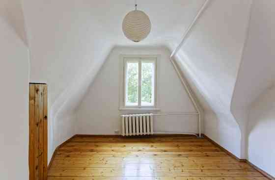 Продается вилла и вспомогательные здания в Майори, построенный в типичном стиле Jūrmala