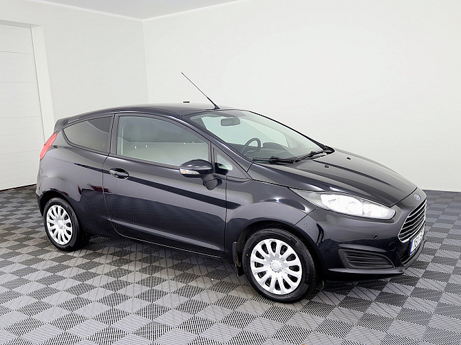 Ford Fiesta Facelift 1.5 TDCi 55kW Tallina - foto 1