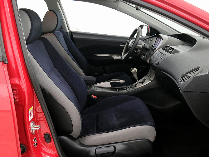 Honda Civic Elegance 1.8 103kW Таллин - изображение 6